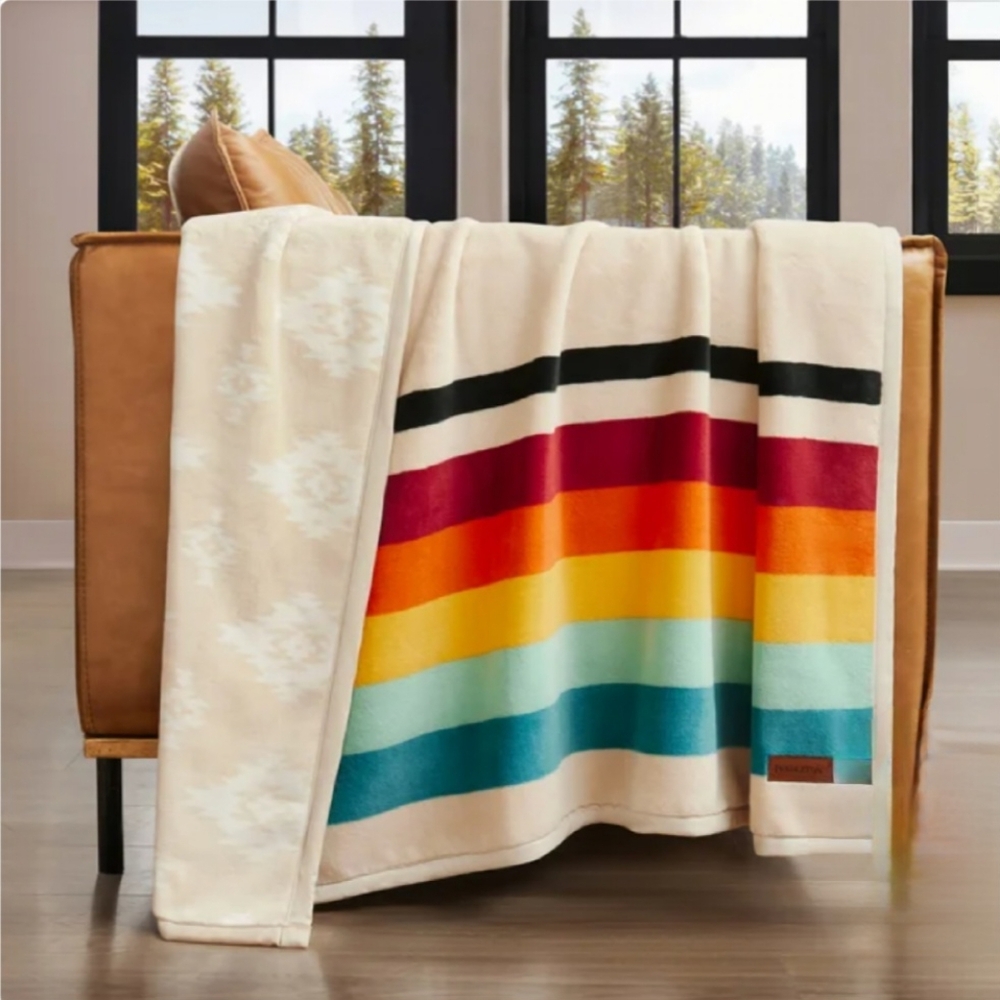 Pendleton Reversible Plush Throw Blanket Mount Foraker Velvety Cozy 50"x70"
